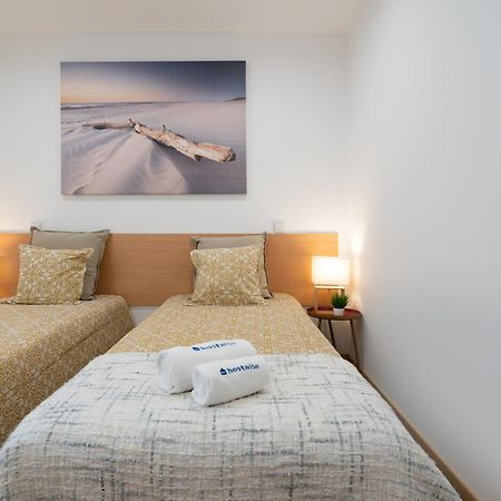 Appartamento Host Wise - Colorful Fresh Flats - Batalha OOporto Esterno foto