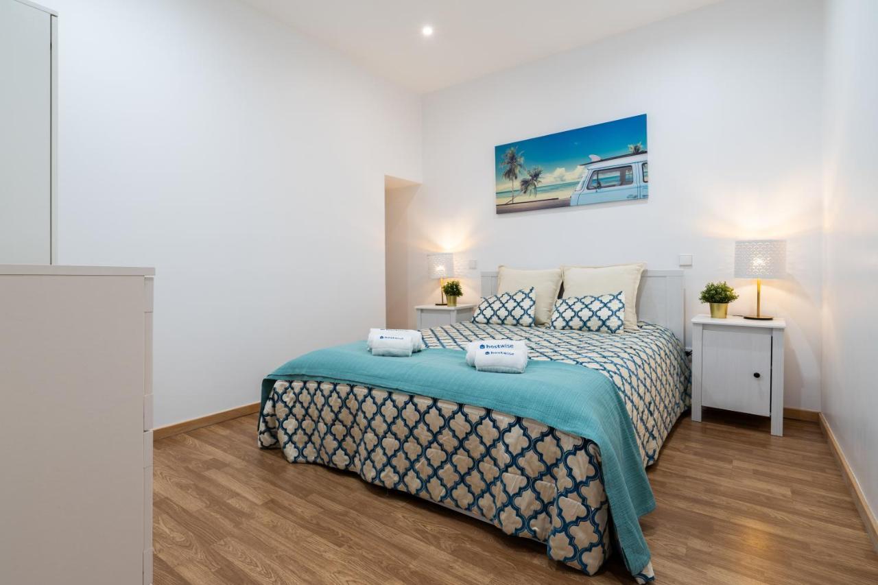 Appartamento Host Wise - Colorful Fresh Flats - Batalha OOporto Esterno foto