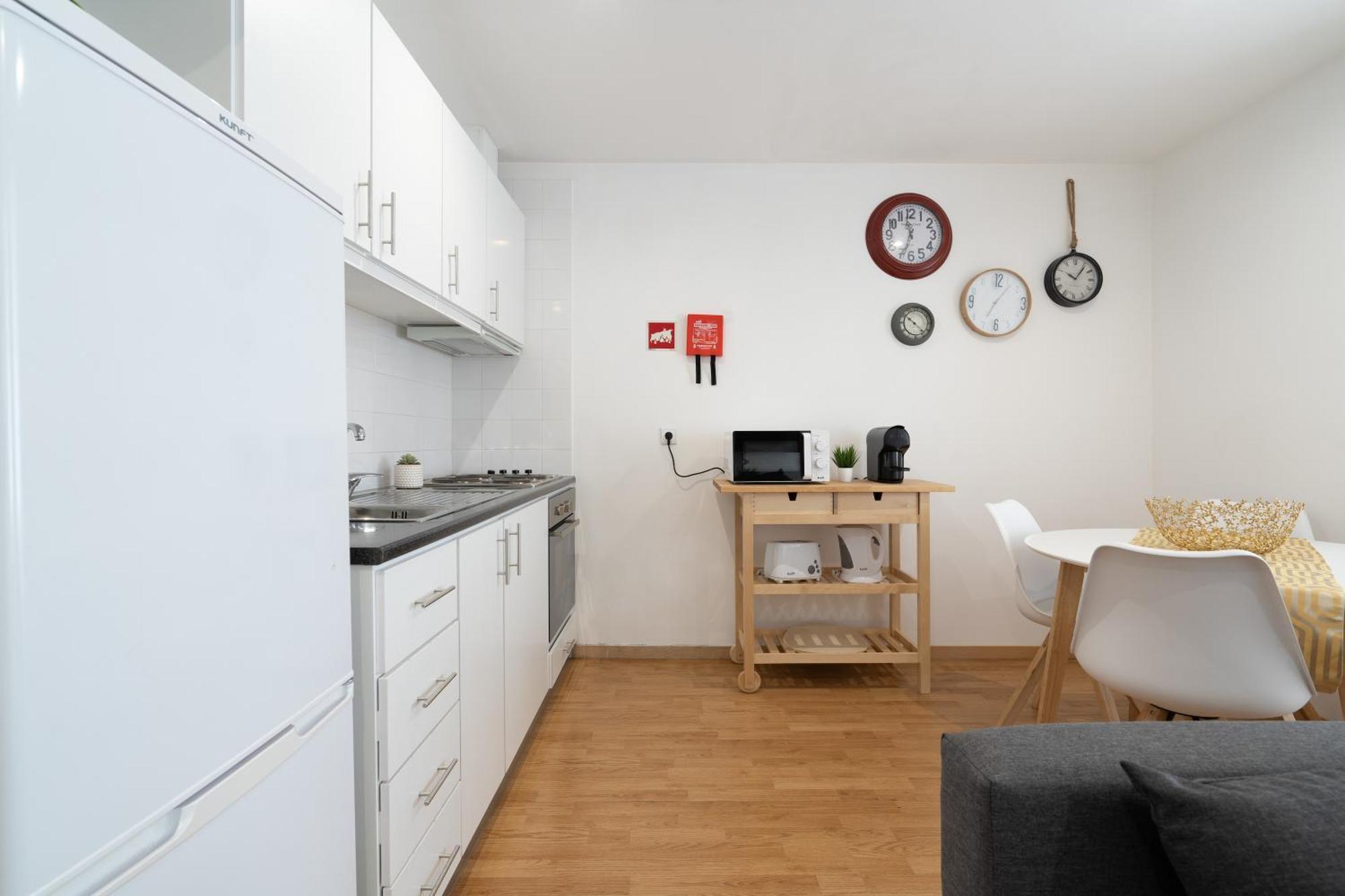 Appartamento Host Wise - Colorful Fresh Flats - Batalha OOporto Esterno foto