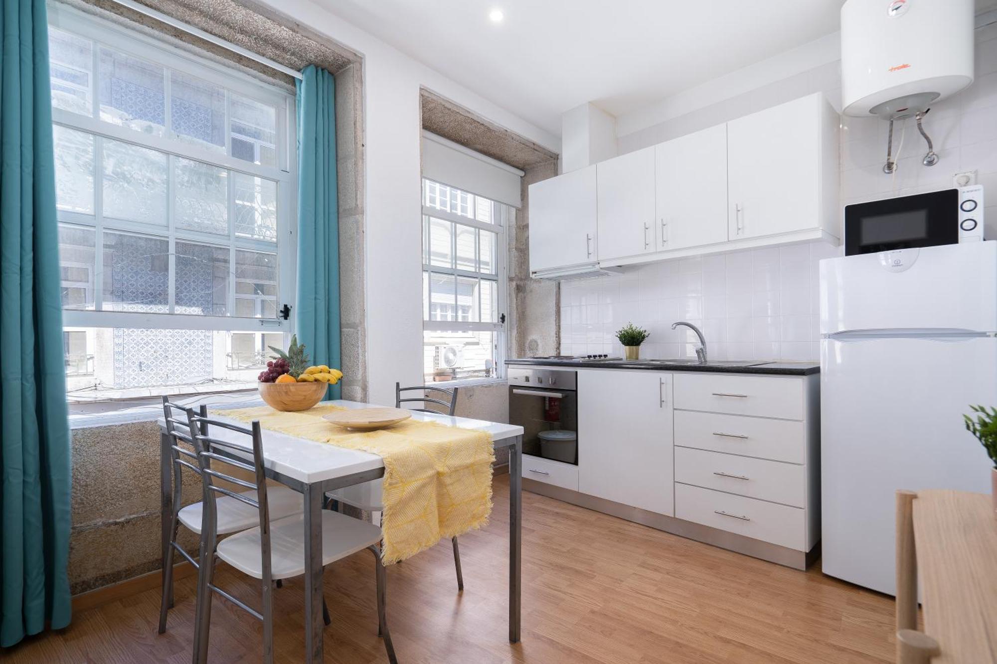 Appartamento Host Wise - Colorful Fresh Flats - Batalha OOporto Camera foto