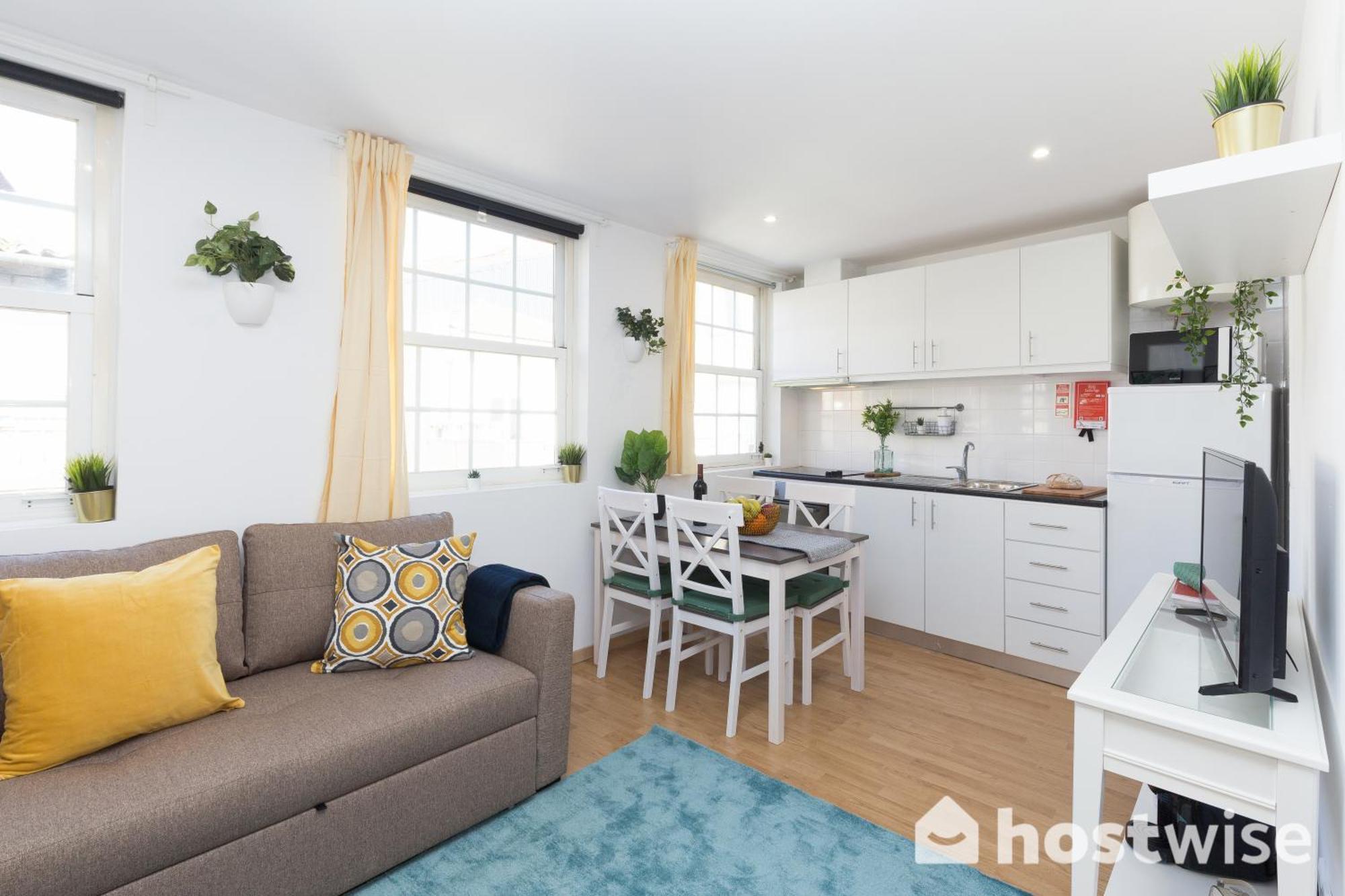 Appartamento Host Wise - Colorful Fresh Flats - Batalha OOporto Camera foto