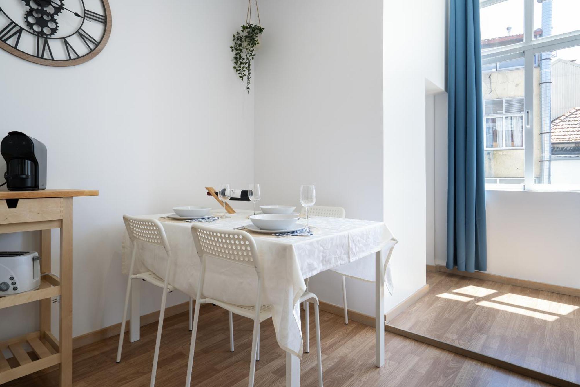 Appartamento Host Wise - Colorful Fresh Flats - Batalha OOporto Camera foto